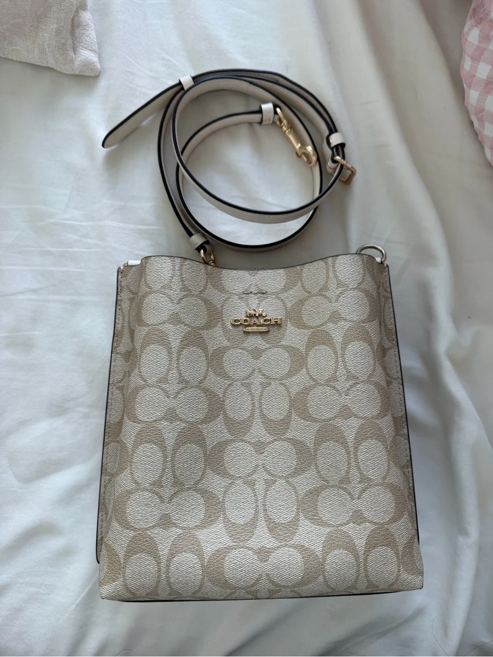Coach Beige/Chalk Signature Crossbody Bucket Bag with Gold Logo